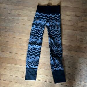 Lululemon black and gray, seamless leggings
